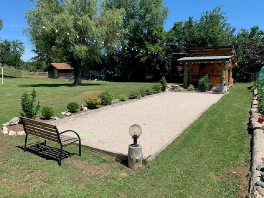 Gite Chalet, Au Doubs Logis Pierrefontaine-les-Varans Εξωτερικό φωτογραφία