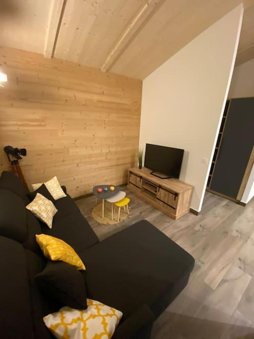 Gite Chalet, Au Doubs Logis Pierrefontaine-les-Varans Εξωτερικό φωτογραφία